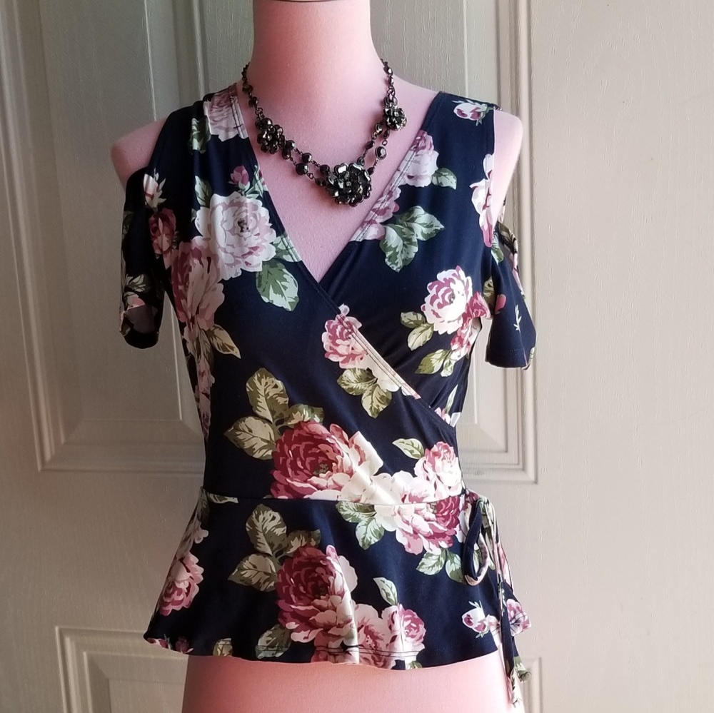 Cold shoulder top